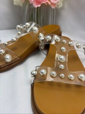 Copper Key Women’s 7.5 Pearl-Studded Clear Strap Sandals - Tan #358